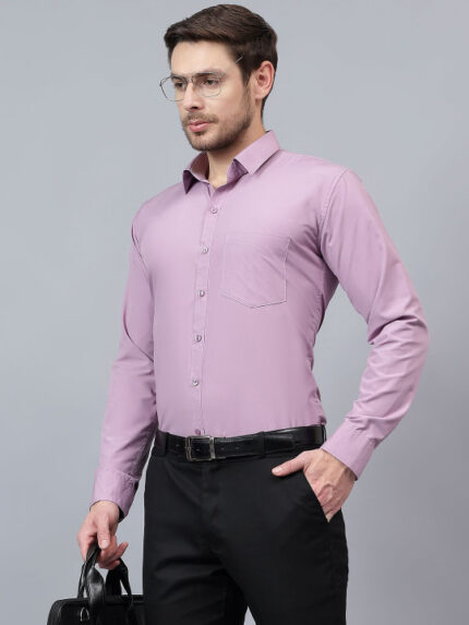 Men Lavender Slim Fit Solid Spread Collar Formal Shirt